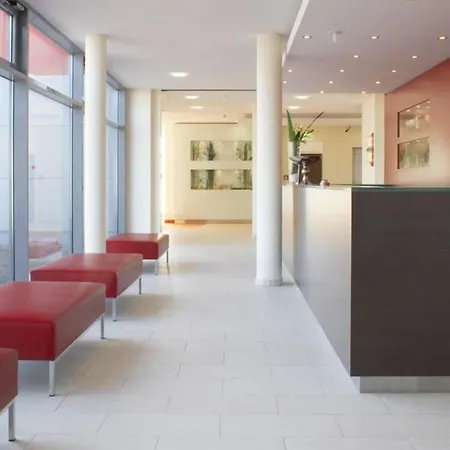 ホテル クアリテル ヴィルンズドルフ ヴィルンスドルフ